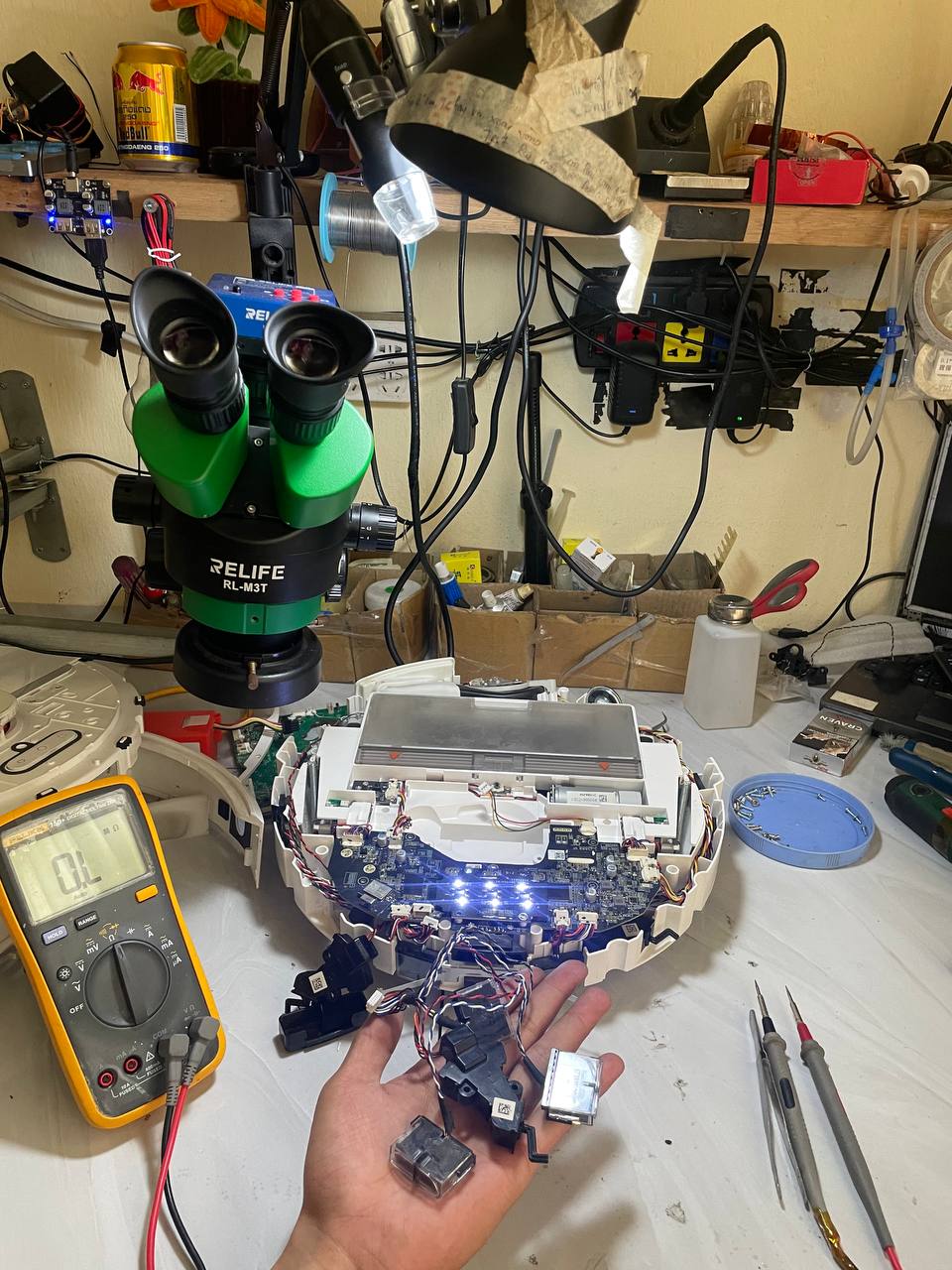 Dịch vụ sửa chữa robot hút bụi tại VESMART - ảnh 1